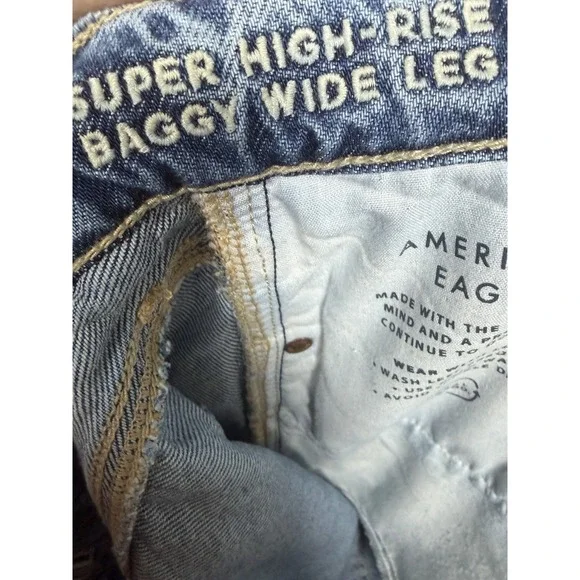 American Eagle Super High Rise Baggy Wide Leg Jean Women Size 6 Light Blue 28x30 - Picture 10 of 12